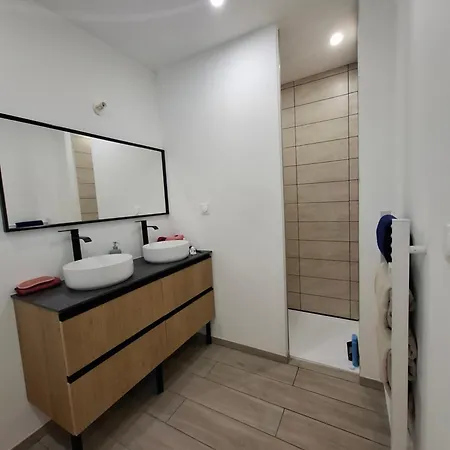 Grand Au Calme Proche Du Centre-ville